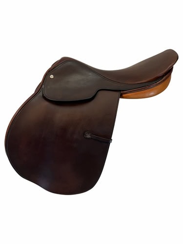 17.5Inch Used Falcon Close Contact Saddle